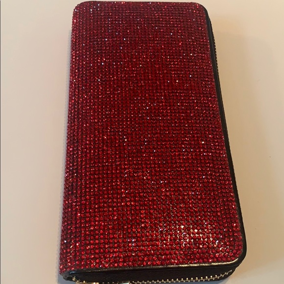 Crystal Red Wallet - Picture 2 of 3